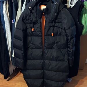 Women's Black Puffer Jacket